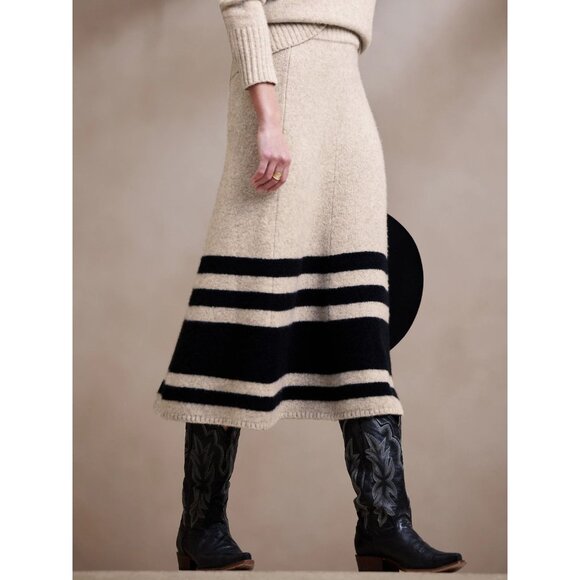 BANANA REPUBLIC Tulsi Blanket Stripe Wool Yak Blend Midi Sweater Skirt, Size S - Picture 3 of 14